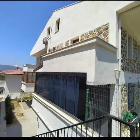 Villa Datca'Da Bueyuek Genis Bahceli Cazip Ev *
